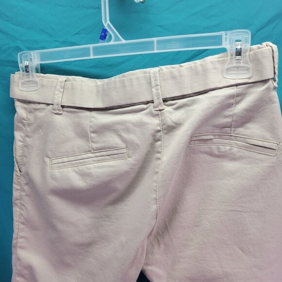 Bevy Womens Khaki Capris With Belt Size 27 Knee Length Casual Style - Picture 6 of 7